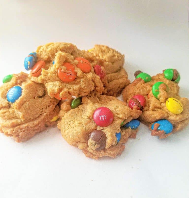 peanut butter m&m cookies