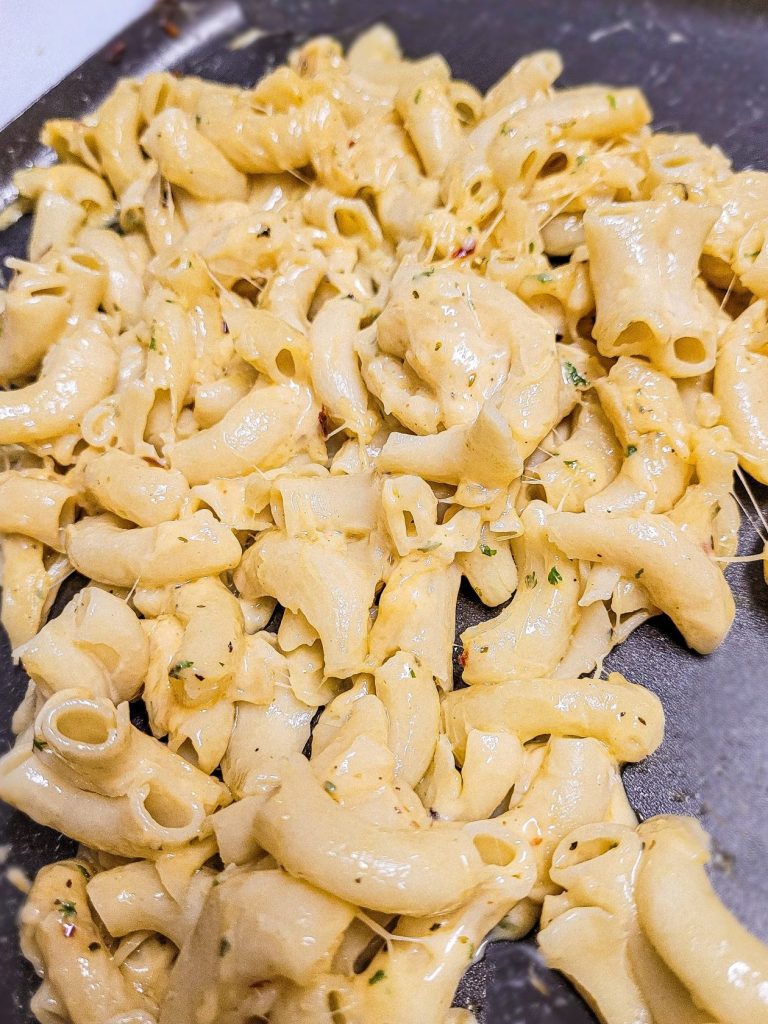 Best Three-Cheese Pasta in a Skillet - How to Make Three-Cheese Pasta in a  Skillet